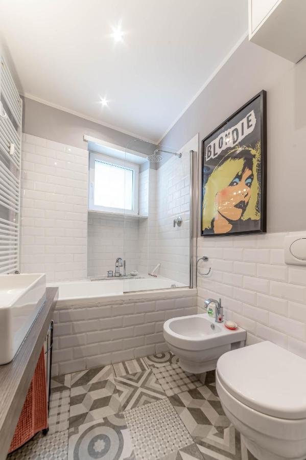 Apartmán Casa Gioia - Metro Garbatella Řím Exteriér fotografie